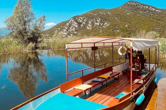 2 Hour Group Boat Trip in Skadar Lake - Wild swimming near the Cakovica islands