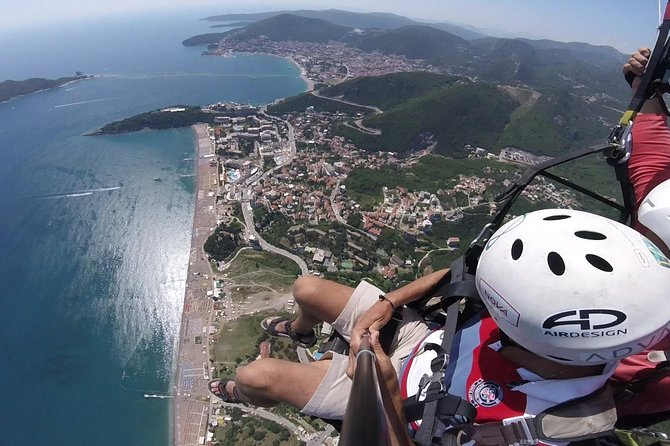 Bečići Standard Paragliding Montenegro /All-inclusive - The transfer and the hour around the flight