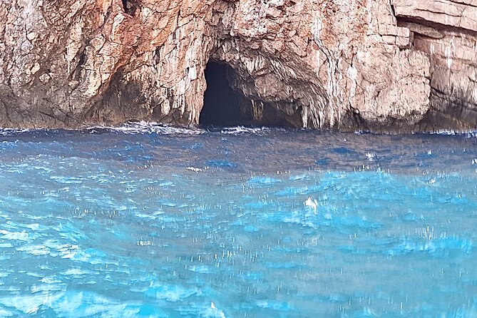 Blue Cave, Lady of Rocks , Perast and Mamula Speedboattour MW - Why this short Kotor Bay tour works