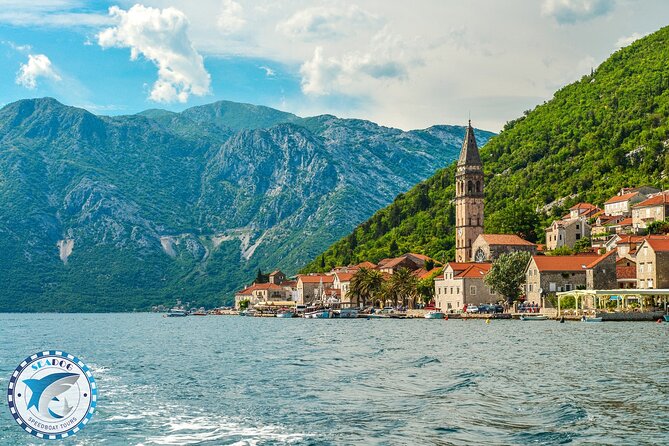 Blue cave, Mamula island, Submarine tunnels and Our lady of the Rocks (3h) - What this Kotor boat trip actually feels like