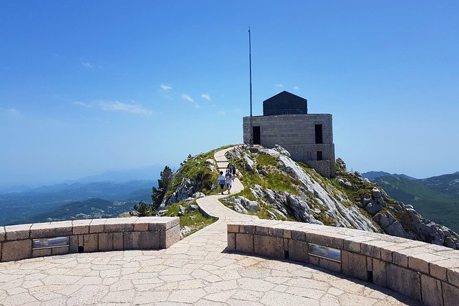 Cable car + Electric MTB from Njegos Mausoleum to Kotor bay - Practical planning before you book