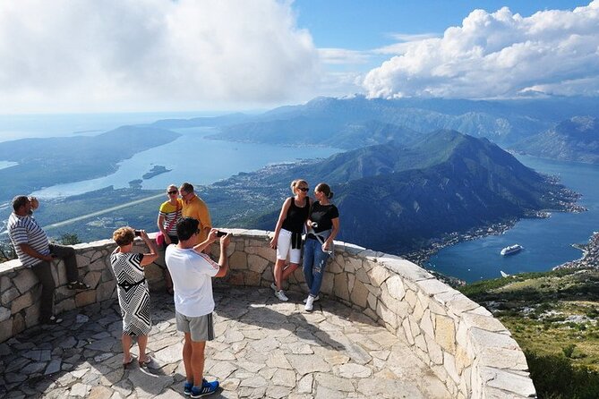 Cable Car Lovcen & Kotor Old Town / W Local Licensed Guide - Noble palaces and Venetian-era details