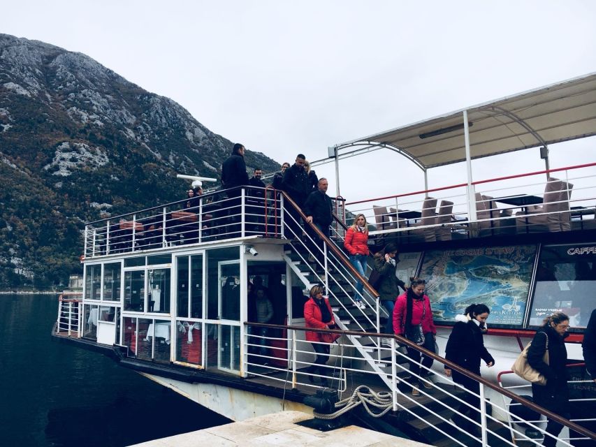 Dubrovnik: Montenegro Day Trip by Bus and Boat - A Dubrovnik day trip with a boat ride at its center