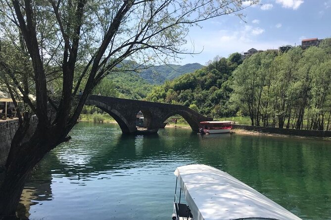Enjoy Private Transfers by Car or Van from Podgorica Airport to Budva or Becici - Arriving in Budva or Becici without a meter running