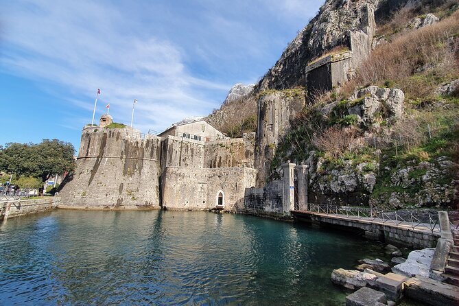 Food, wine and the best private walking tour of Kotor - FAQ