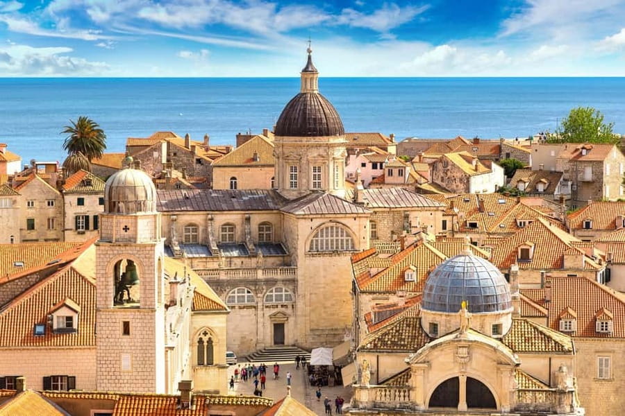 From Budva: Dubrovnik Guided Tour with Free Time - A first walk through Dubrovnik’s old town