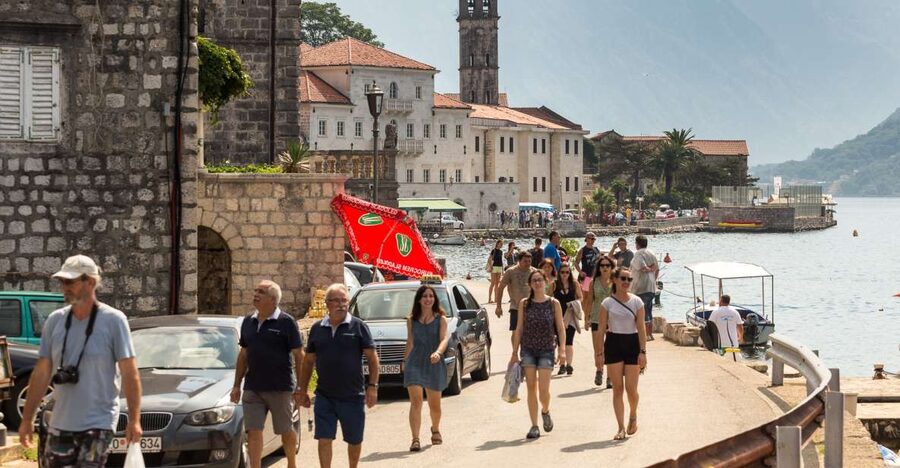 From Dubrovnik: Montenegro, Kotor City Tour - Why the Bay of Kotor makes a strong day trip from Dubrovnik