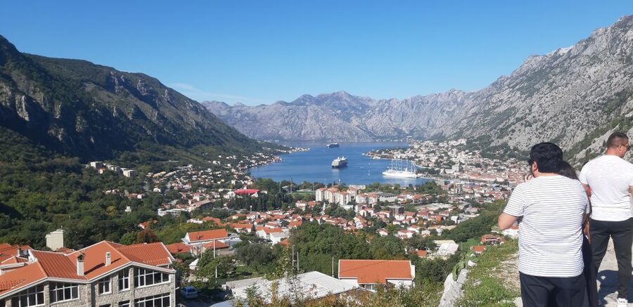 From Dubrovnik: Perast, Kotor & Budva Small-Group Day Trip - Kotor in two hours