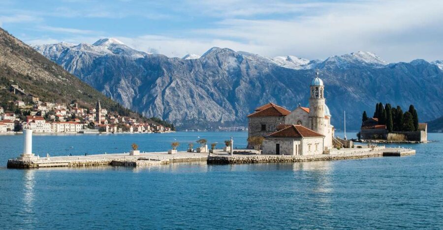 From Dubrovnik: Private Full-Day Tour to Montenegro - Leaving Dubrovnik for the Bay of Kotor