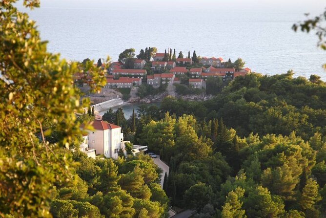 Great tour of coastal monasteries in Budva - Walking on the path of history! - Why private transport improves this outing