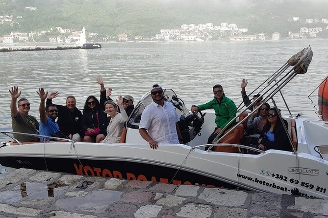 Group Perast & Lady of the Rock tour- 1h30min duration - A quick ride from Kotor to the bay’s famous stops