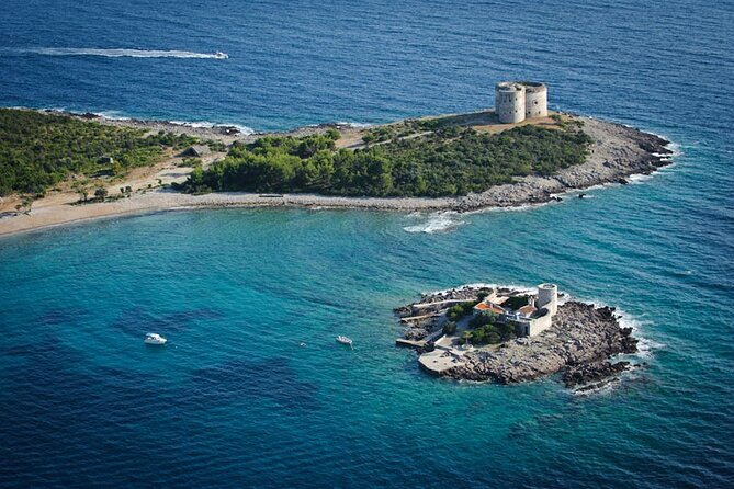 Half-Day Private Tour of Boka Bay and Blue Cave from Kotor - Finding the boat near Kotor Old Town