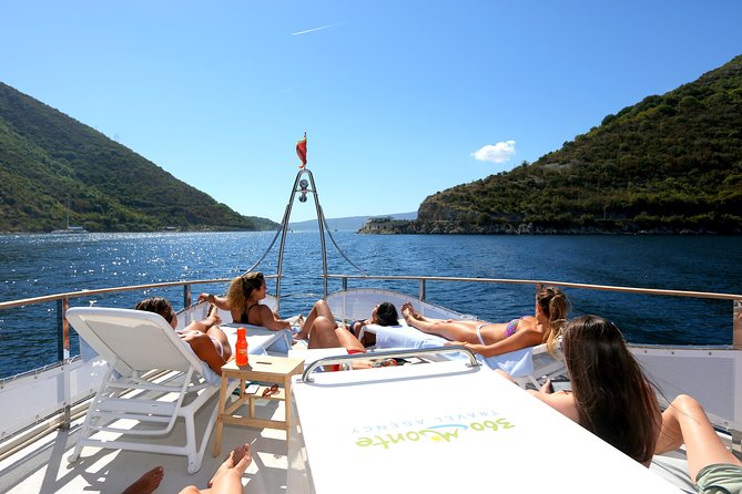 Kotor Cruise: Perast, Our Lady of The Rocks, Mamula, Blue Cave, Porto Montenegro - A comfortable boat, with a few practical limits