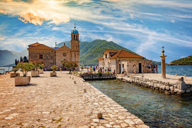 Kotor Fast-Track: Perast Old Town & Our Lady of the Rocks - Why this two-hour boat trip works well in Kotor