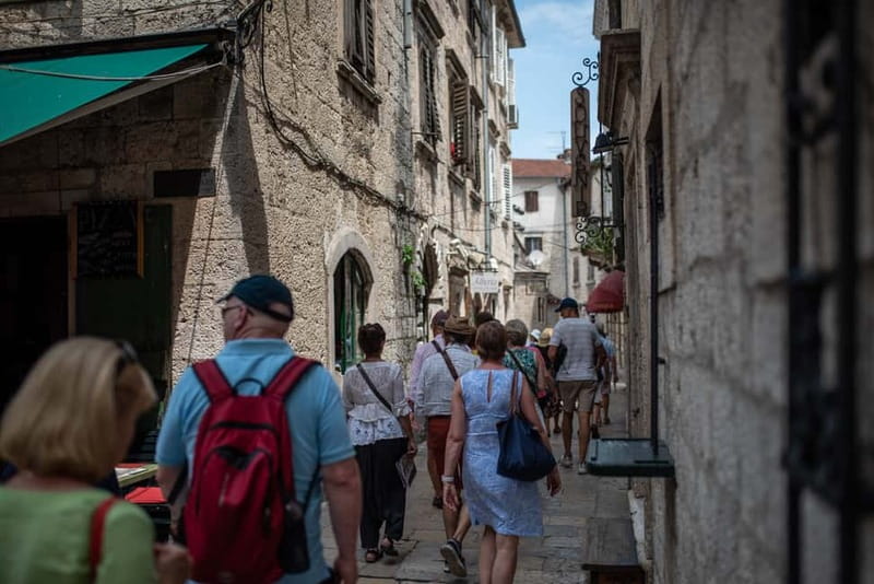 Kotor & Perast: Guided Day Trip From Dubrovnik - What the guide adds to the day