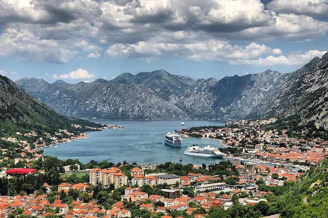Kotor-Perast Private Tour - Including Traditional Lunch and Wine - A Montenegrin lunch with wine and a view
