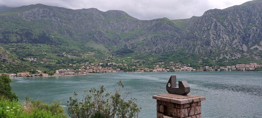 Montenegro: Perast & Kotor - Day Trip from Dubrovnik - The road from Dubrovnik to Montenegro