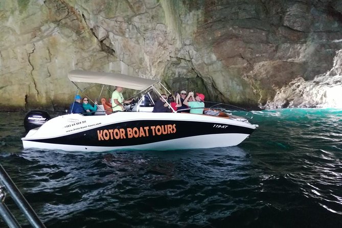 Private Blue Cave tour with a beach stop - 4h30min duration - A panoramic look at the inner bay
