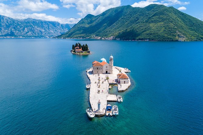 Private Gastro Cruise: Blue Cave & Organic Seaside Lunch - Should you book the private gastro cruise?