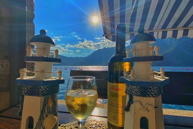 Private Gastro Cruise: Blue Cave & Organic Seaside Lunch - Risan and the family mussel farm