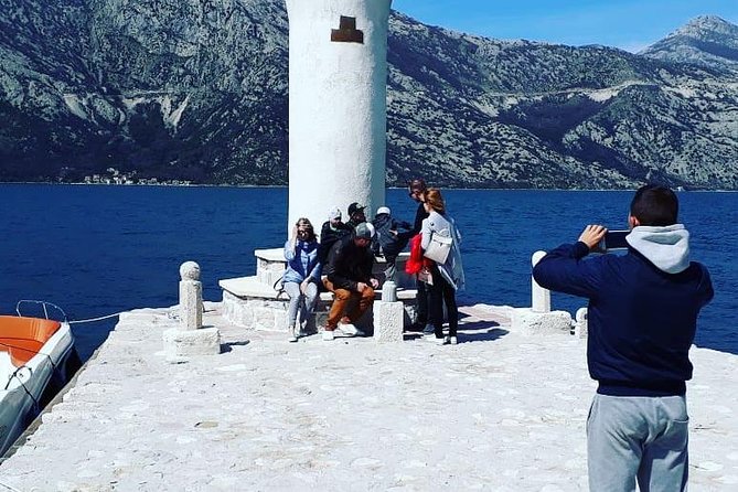 Private tour with speed boat - Perast and Lady of the rock - Who will enjoy this outing most?