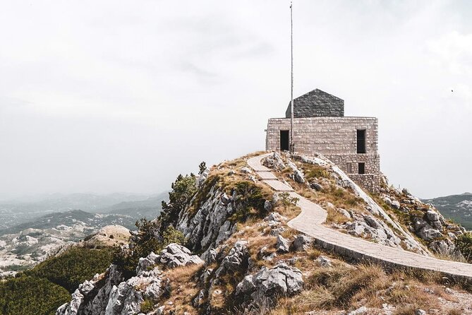 Ride the Kotor Cable Car ( Njegusi, Lovcen and Kotor Cable car) - The guide and the feel of the outing