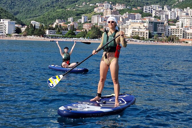 Small group kayaking tour from Budva to Sveti Nikola island caves - The briefing and choice of kayak or SUP