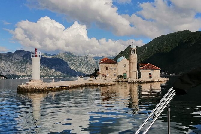 Speed Boat 3-Hour Guided Tour at the Blue Cave - Mamula fortress at the entrance to the bay