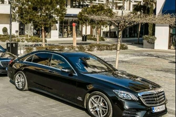 Transfer Podgorica Airport-city center - Drivers who do more than point to the car